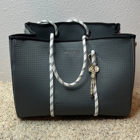 Mayamar Sport Perforated Neoprene Tote Bag Set
NWOT - Picture 2 of 5